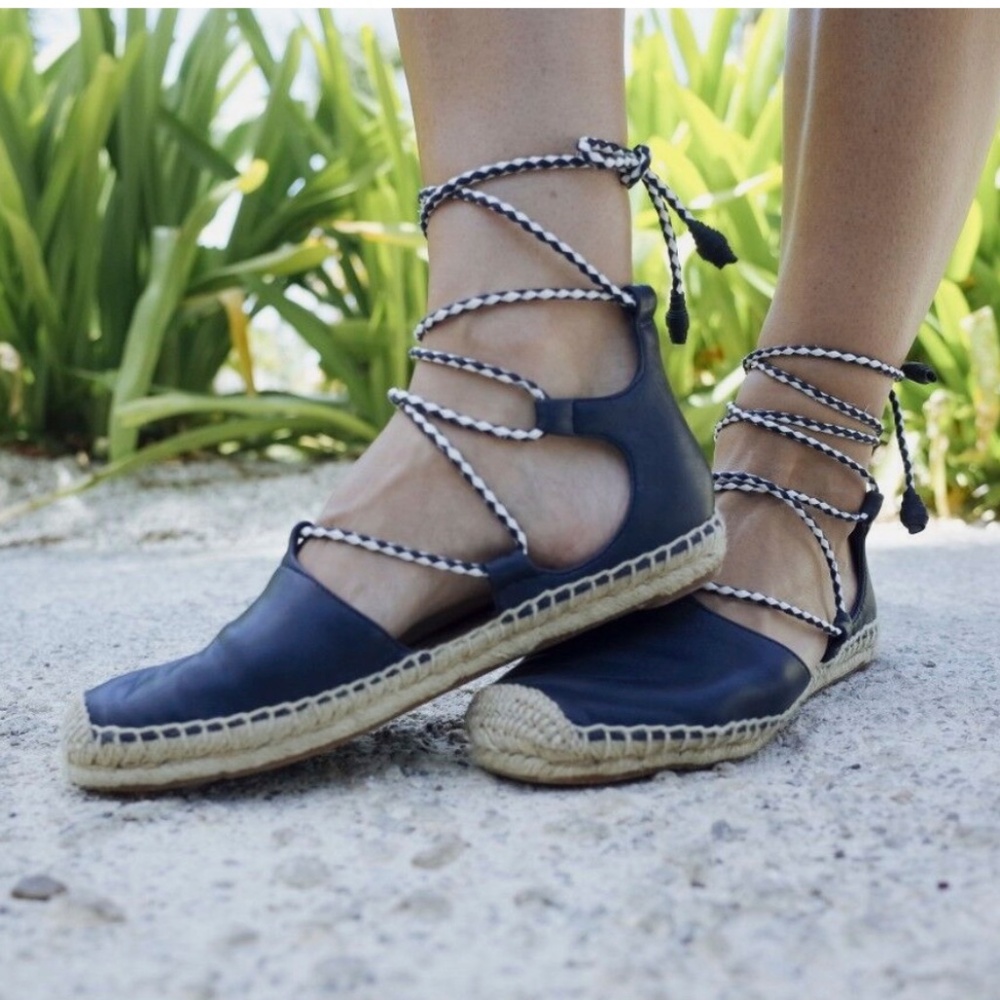 *SOLD* - Tory Burch Positano Lace-Up Flat Espadrilles - Bright Navy - Size… - Picture 2 of 7